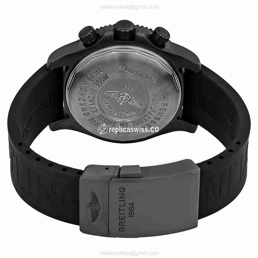 Breitling Superocean M13341B7/BD11-153S - Automatic - Black Dial - Steel Case - Black Rubber Strap - View 3