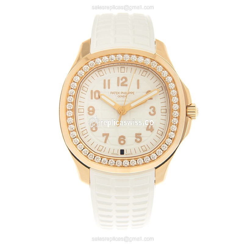 Patek Philippe AQUANAUT Quartz 18kt Rose Gold - Diamond Bezel - White Dial - Rubber Strap - View 2
