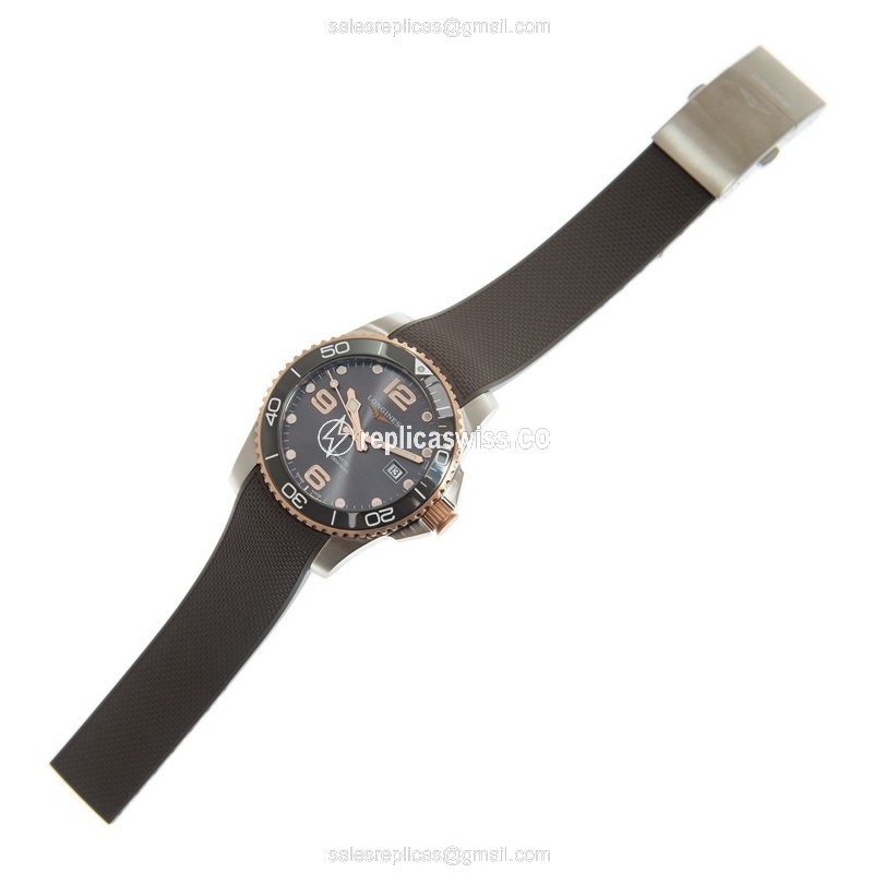 Longines CONQUEST Replica - Automatic - 18kt Rose Gold & Steel - Gray Dial - View 2