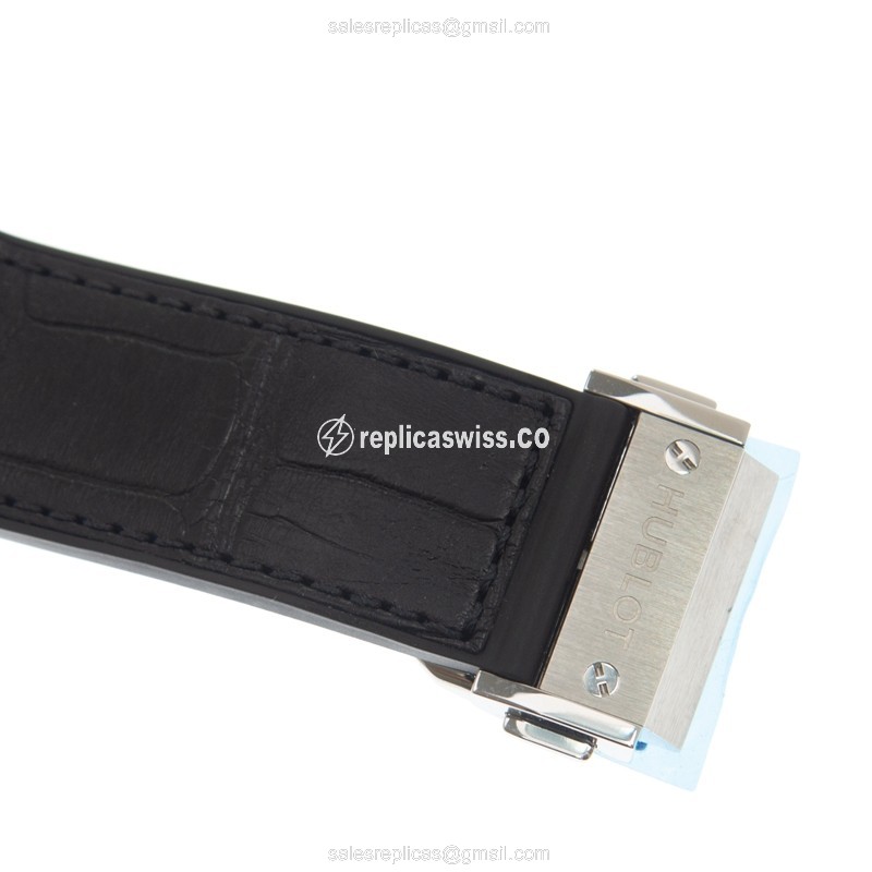 Hublot Classic Fusion Replica - Automatic - Titanium Case - Silver Dial - Black Alligator Strap - View 4