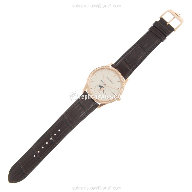 Jaeger-Lecoultre Master Ultra-Thin Replica - Automatic - Rose Gold - Beige Dial - Diamond Set - Alligator Brown - View 2
