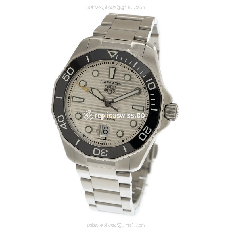Tag Heuer Aquaracer Replica - Automatic - Stainless Steel - Gray Dial - Silver Strap - View 3