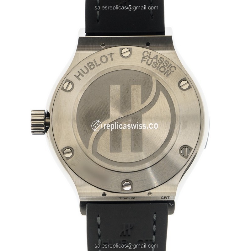 Hublot Classic Fusion Replica - Quartz - Titanium Case - Diamond - Gray Dial - Grey Alligator Strap - View 3