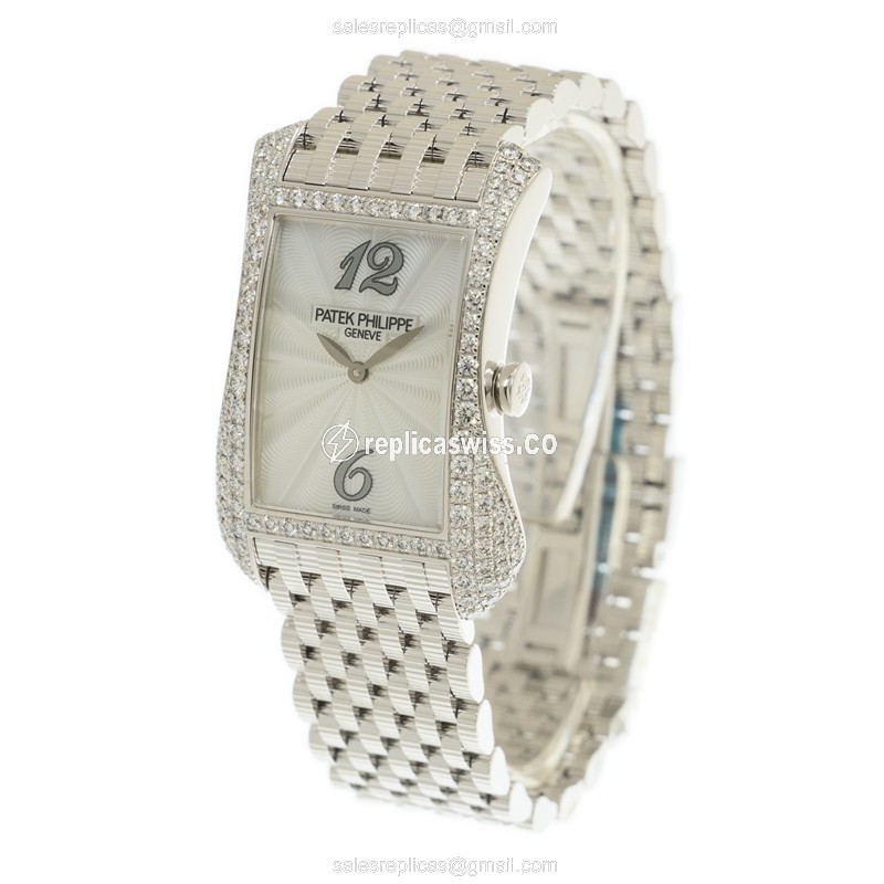 Patek Philippe GONDOLO Quartz 18kt White Gold - Diamond Dial - Silver Clasp - Gold Strap - View 3