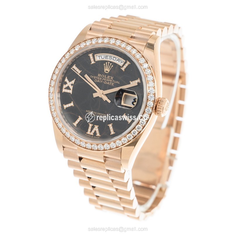 Rolex DAY-DATE Replica - Automatic - 18kt Rose Gold Case - Blue Dial & Diamonds - View 3