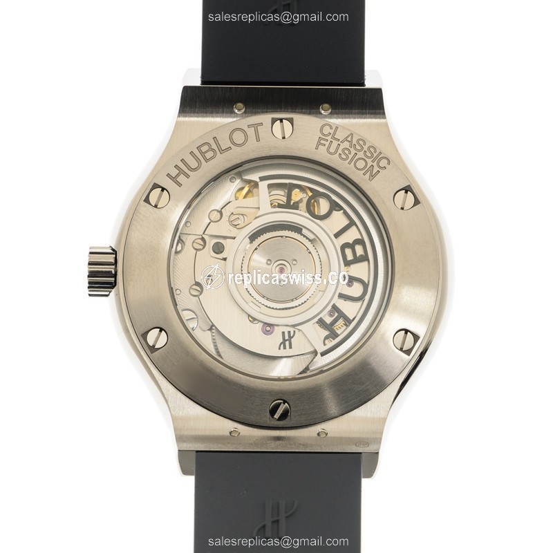 Hublot Classic Fusion Replica - Automatic - Titanium Case - Gray Dial - Grey Rubber Strap - View 3