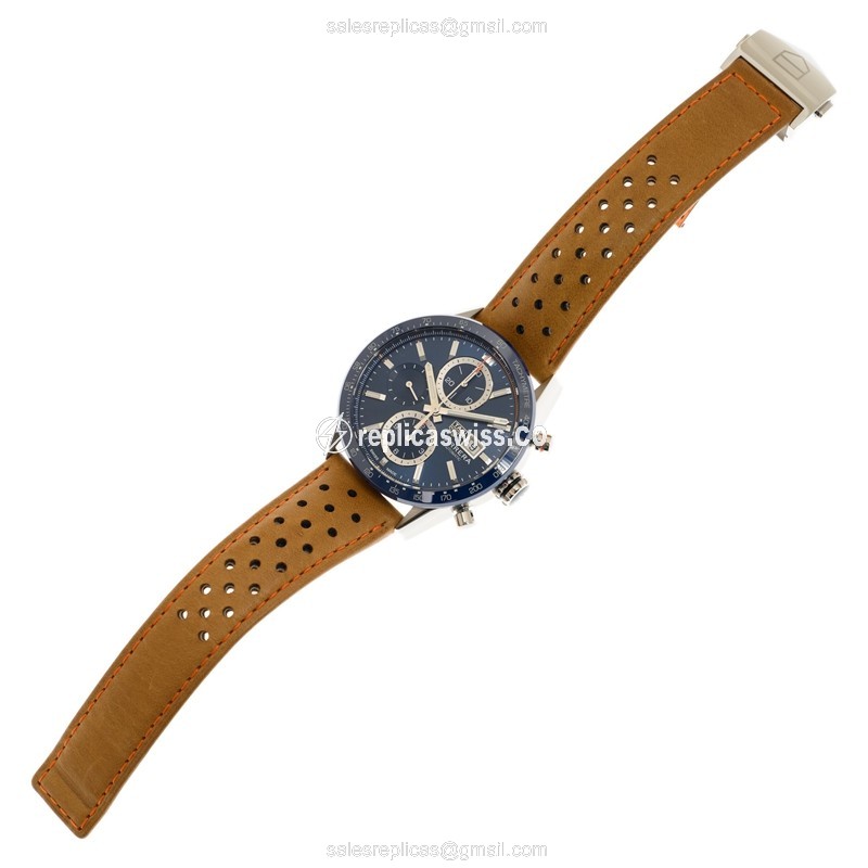 Tag Heuer Carrera Automatic - Blue Dial - Leather Brown Strap - 40mm Steel Case - View 2