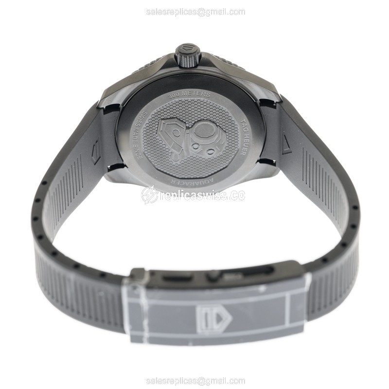 Tag Heuer AQUARACER Replica - Automatic - Steel Case - White Dial - Black Rubber Strap - View 4