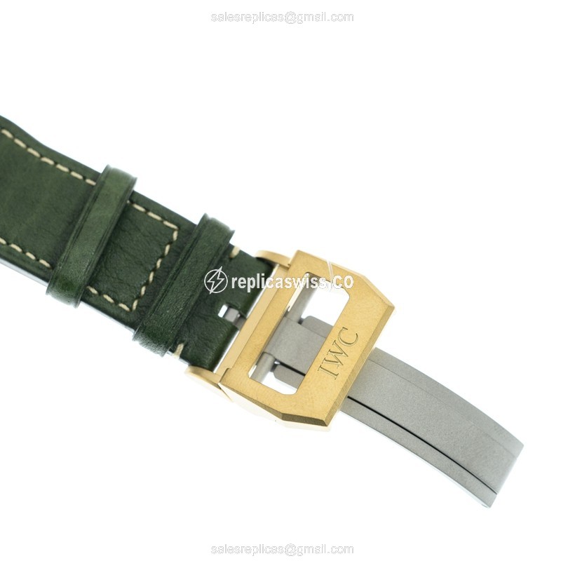 IWC PILOTS Replica - Automatic Bronze - Green Dial - Leather Green Strap - View 4