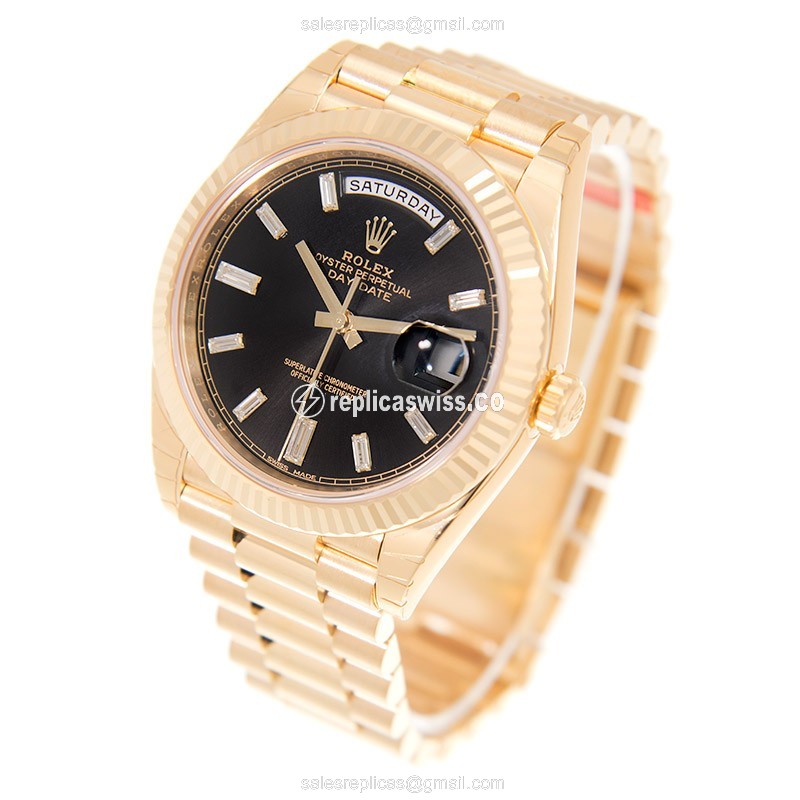 Rolex DAY-DATE Replica - 18kt Yellow Gold Case, Black Dial on Gold strap - View 3