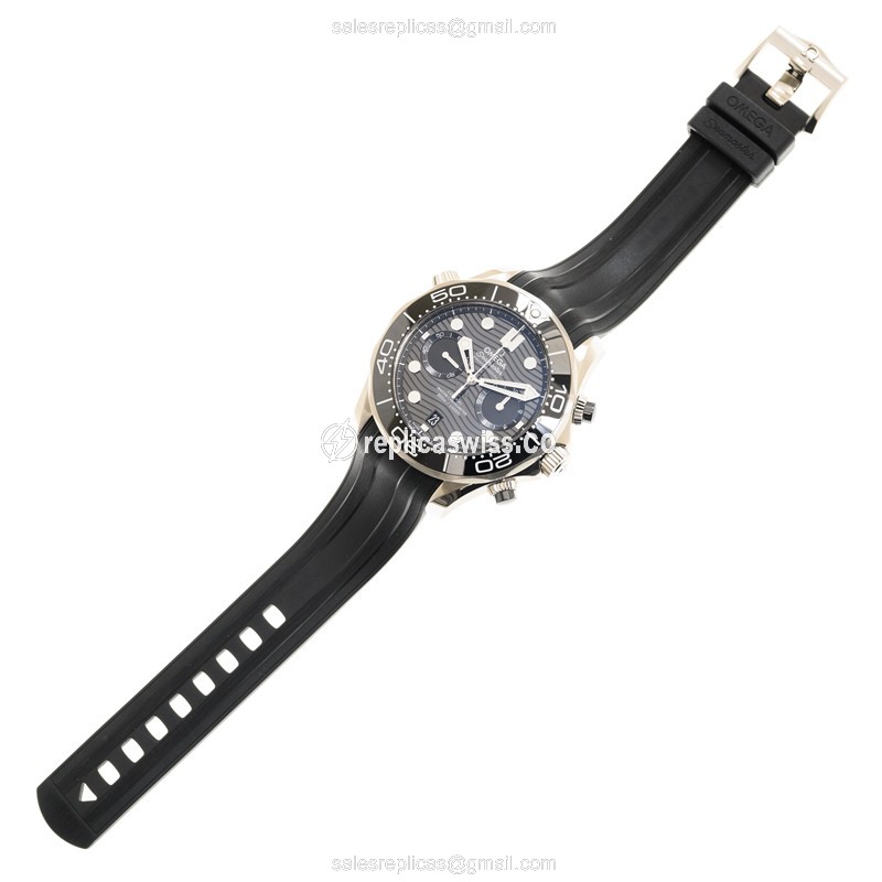Omega Seamaster Replica - Automatic | Steel Case | Black Dial | Rubber Strap - View 2