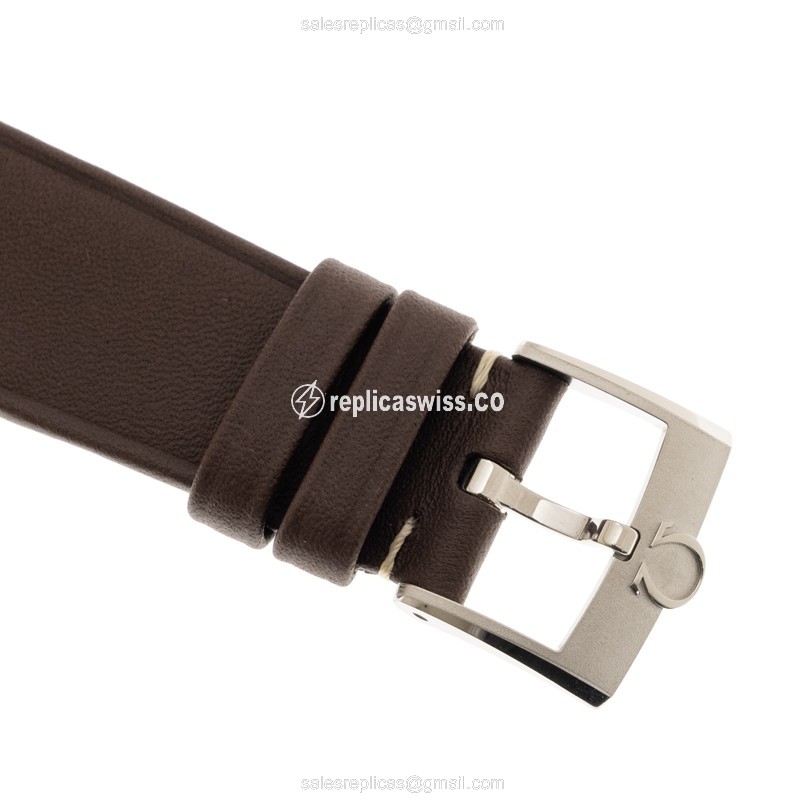 Omega Seamaster 234.32.41.21.01.001 Replica - Automatic - Black Dial - Brown Leather Strap - View 4