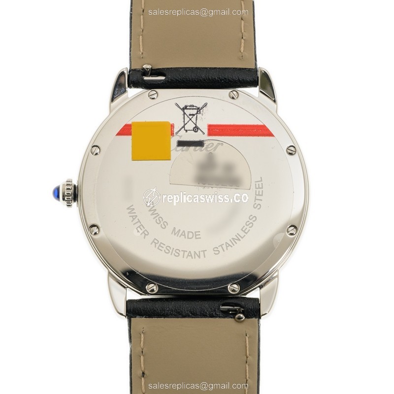 Cartier RONDE SOLO Quartz Steel Case - Silver Dial - Black Cowhide Strap - View 3