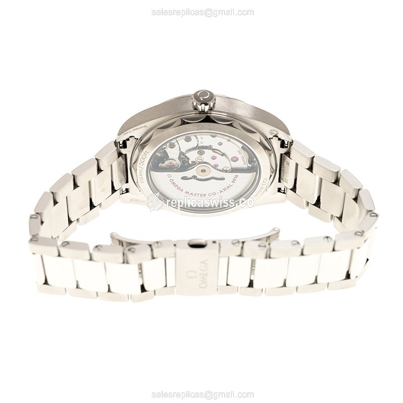 Omega Seamaster Replica - Automatic - Stainless Steel - Silver Dial - Steel Clasp - View 4