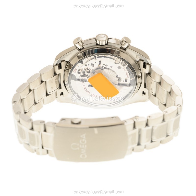 Omega SPEEDMASTER 329.30.44.51.04.001 Replica - Automatic - Steel - White Dial - Silver Steel Strap - View 4