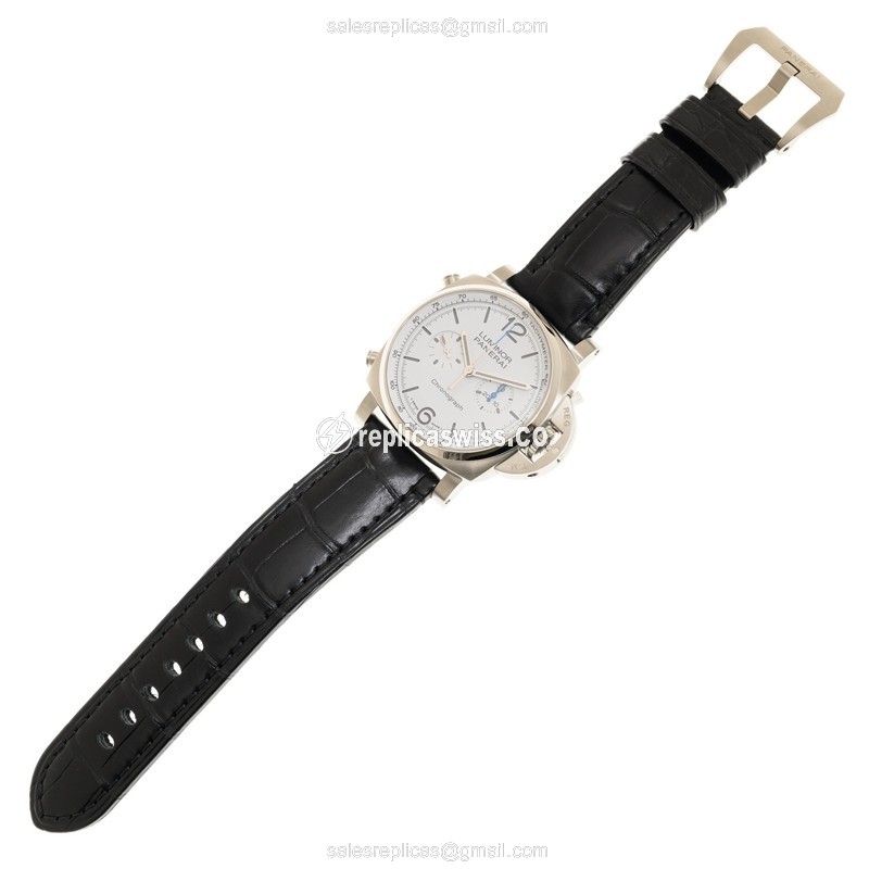 Panerai PAM01218 Replica - Automatic - Stainless Steel - White Dial - Black Alligator Buckle - View 2