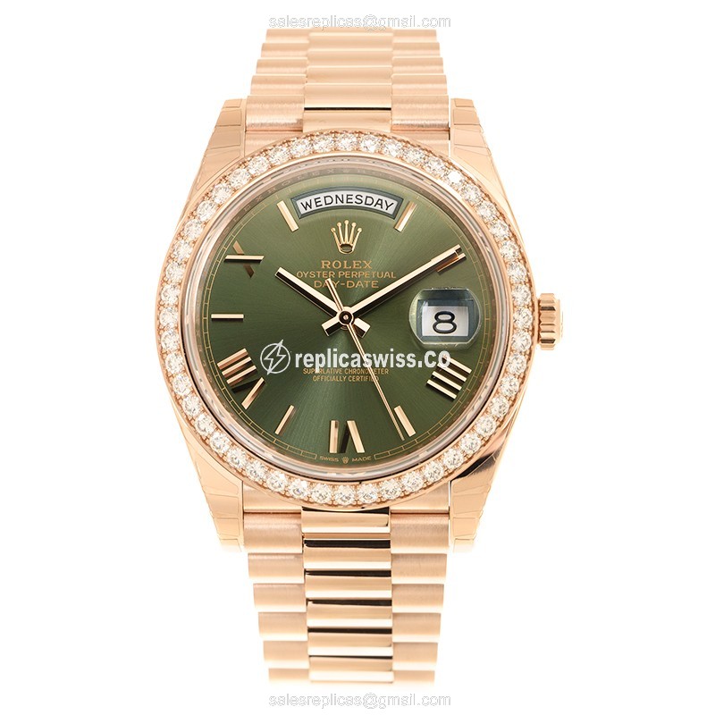 Rolex DAY-DATE Replica - Automatic - 18kt Rose Gold - Diamonds - Green Dial - View 2