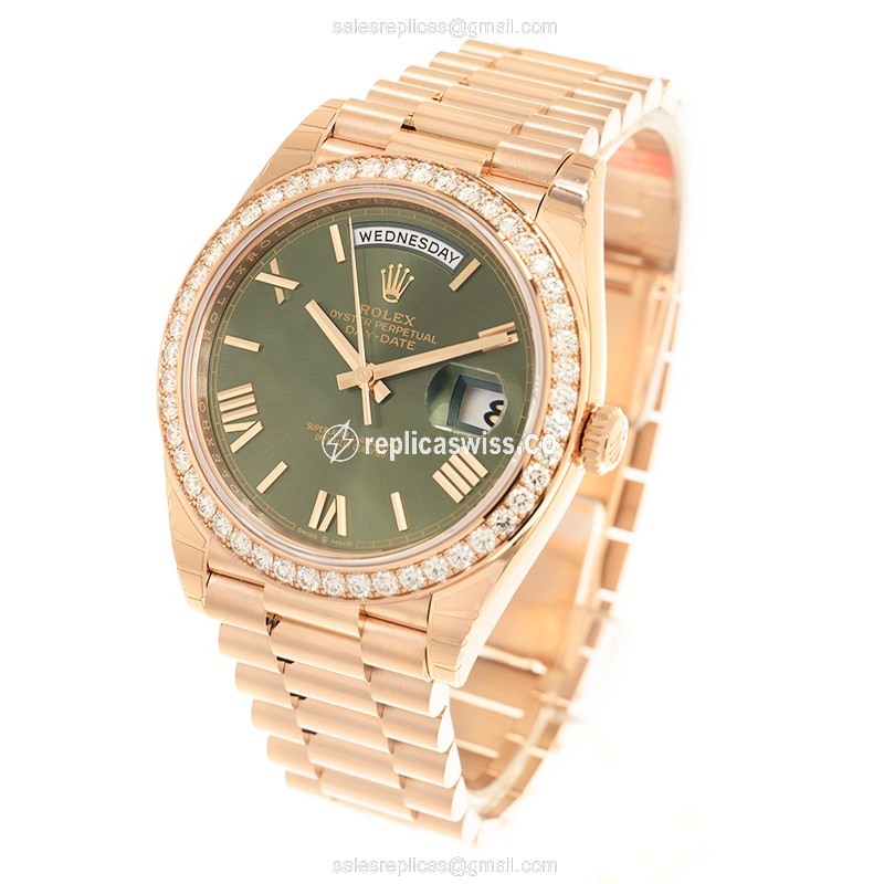 Rolex DAY-DATE Replica - Automatic - 18kt Rose Gold - Diamonds - Green Dial - View 3