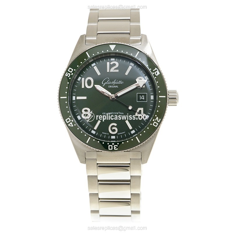Glashutte Replica SPEZIALIST - Automatic - Steel Case - Green Dial - Silver Strap - View 2