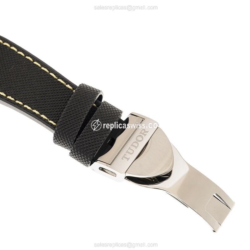 Tudor Black Bay Pro Automatic Steel Black Dial Canvas Black Clasp - View 4