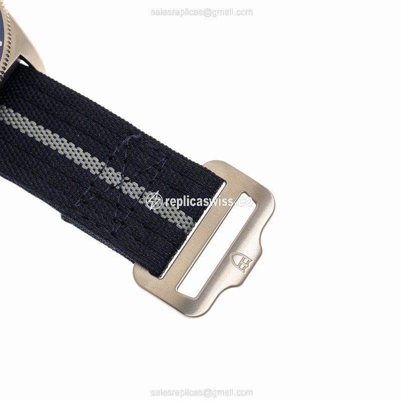 Pelagos Replica Tudor - Automatic - Titanium Case - Blue Dial on Canvas Strap - View 4