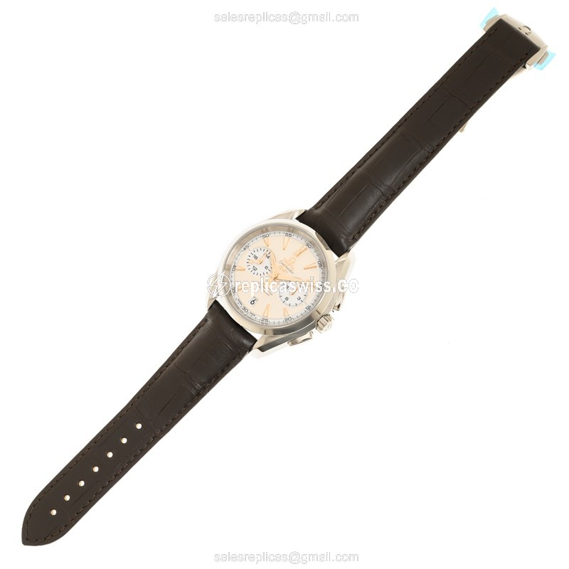 Omega Seamaster 231.13.43.52.02.001 Replica - Automatic - Steel Case - Silver Dial - Brown Alligator Strap - View 2