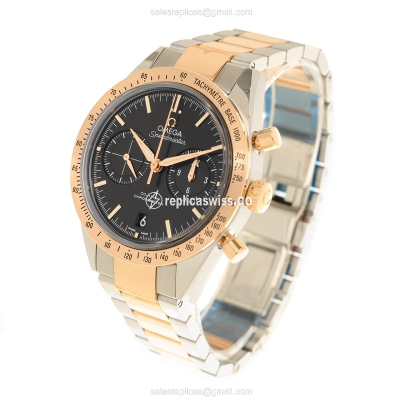 Omega Speedmaster Replica - Automatic - 18kt Rose Gold Case - Black Dial on Gold Steel Strap - View 3