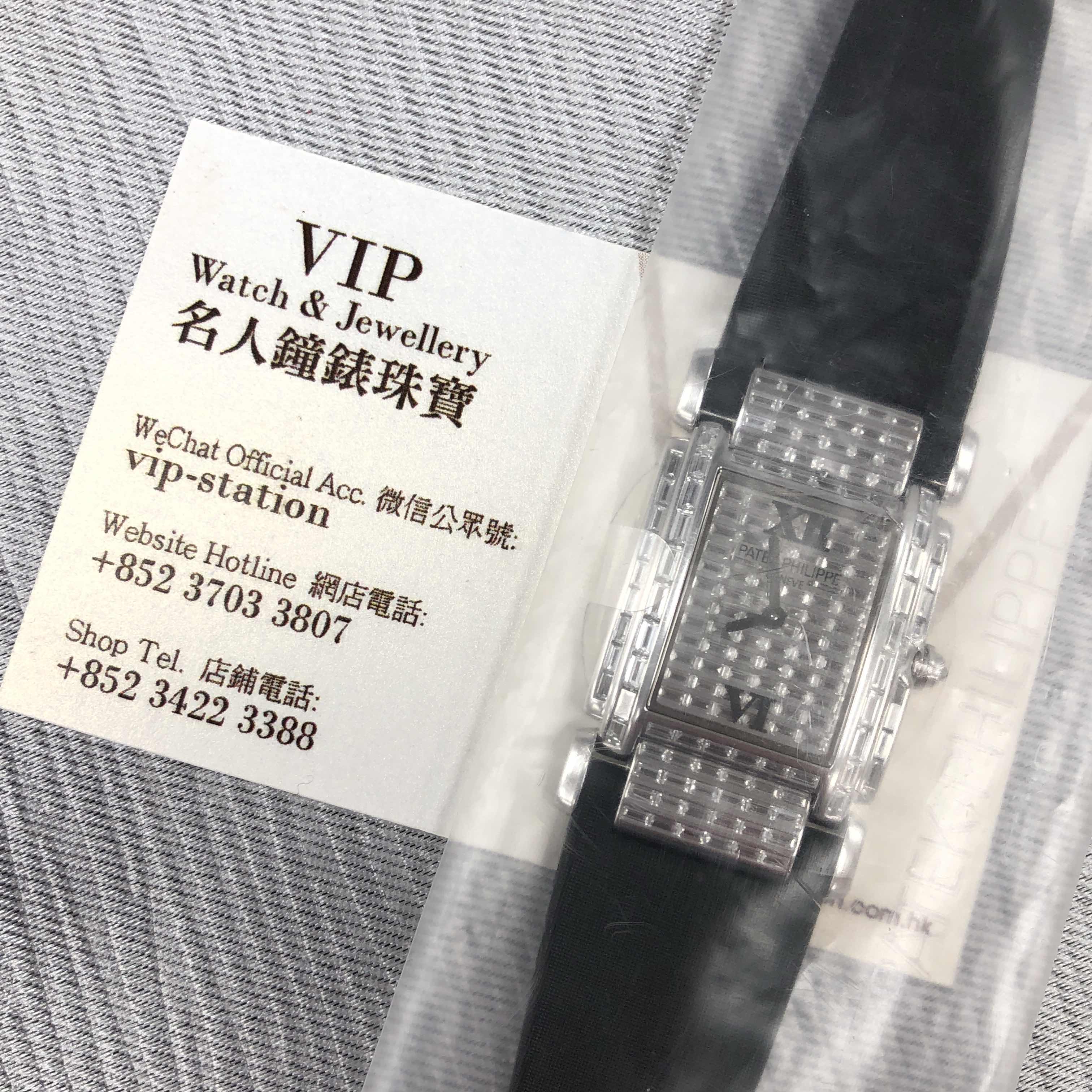 Patek Philippe 4911G-001 Replica - Quartz - 18kt White Gold - Diamond - Silver Dial - Leather Black Strap - Buckle Clasp - View 4