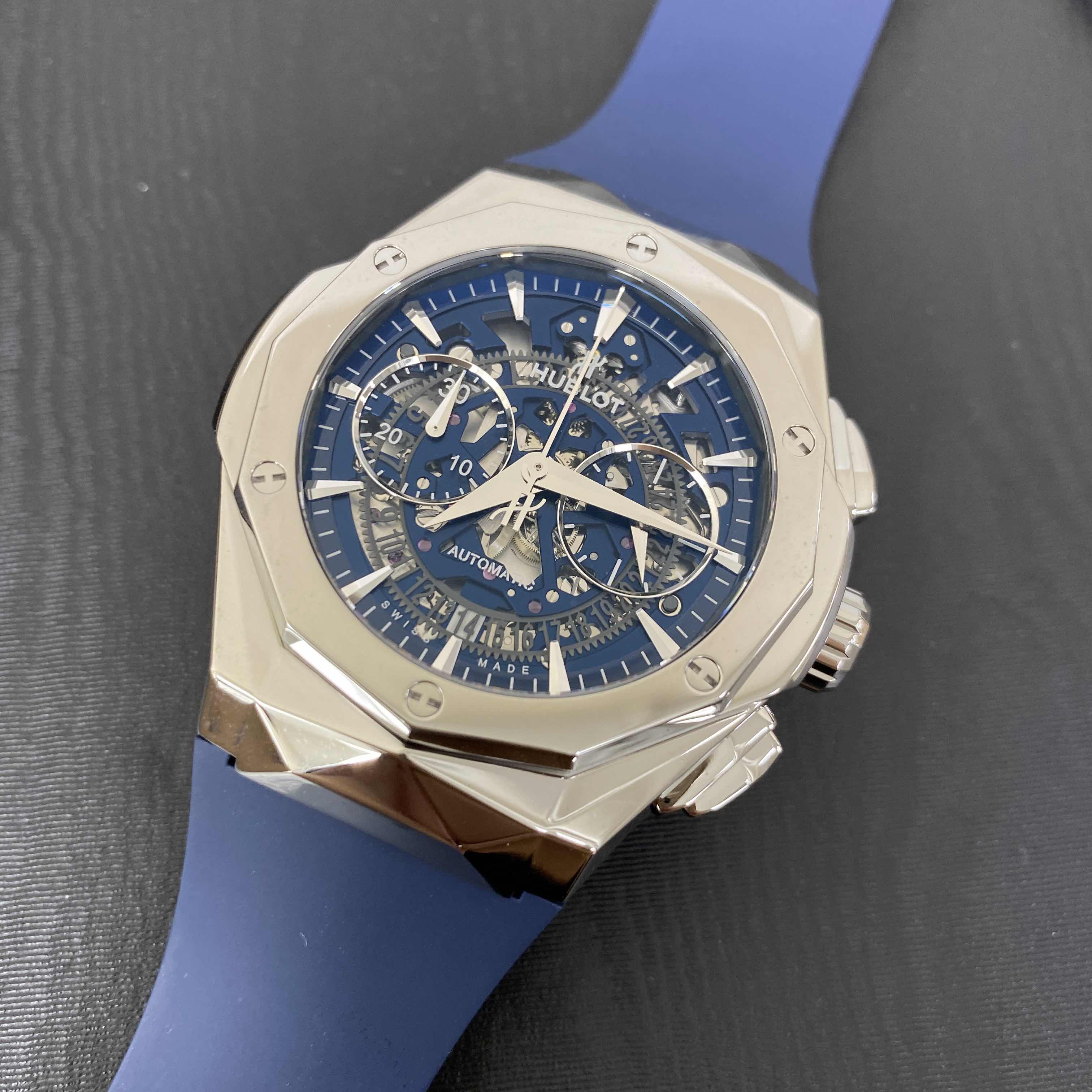 Hublot Classic Fusion Replica - Automatic - Titanium Case - Transparent Dial - Blue Rubber Strap - View 4
