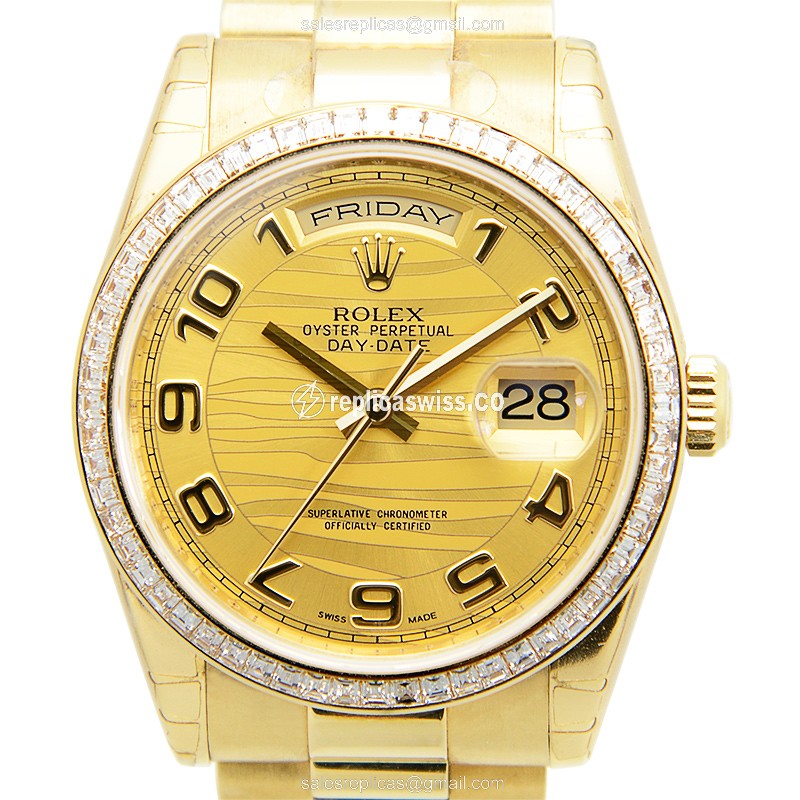 Rolex Day-Date Replica - Automatic - 18kt Gold Case - Diamond Bezel - Gold Strap