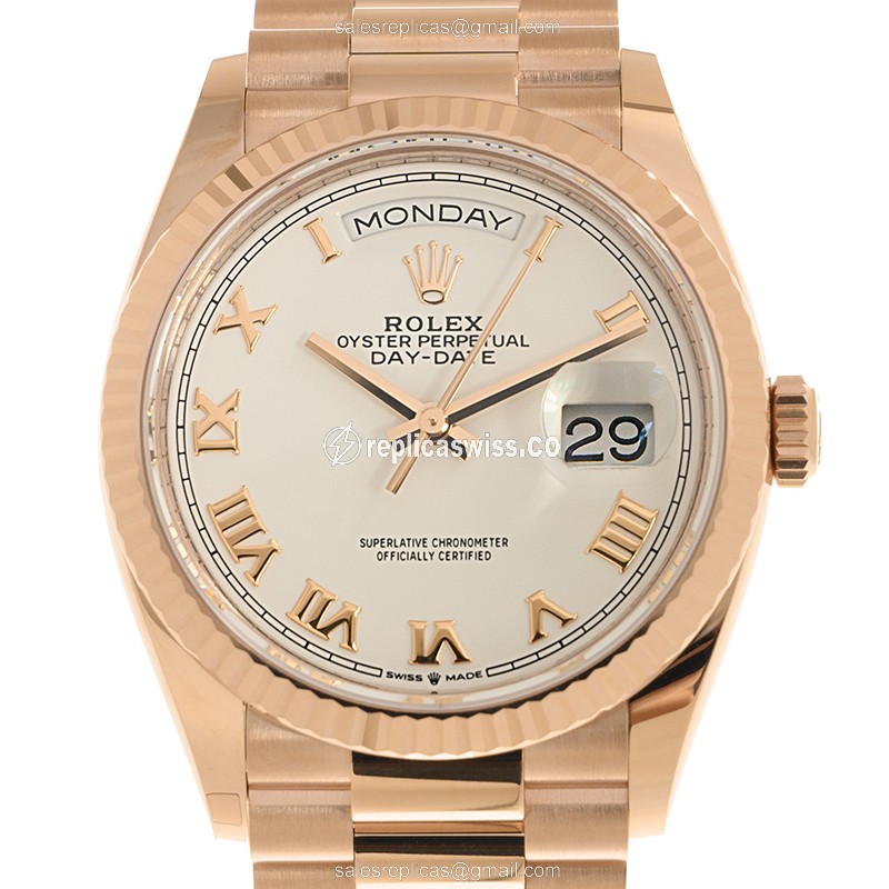 Rolex DAY-DATE Replica - 18kt Rose Gold - Automatic - White Dial on Gold Strap