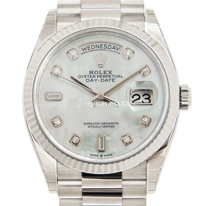 Rolex DAY-DATE Replica | Automatic | 18kt Gold Case | White Dial | Silver Clasp