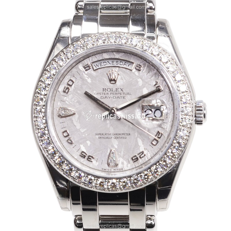 Rolex DAY-DATE Replica - Automatic - 18kt White Gold Case - Diamond Bezel