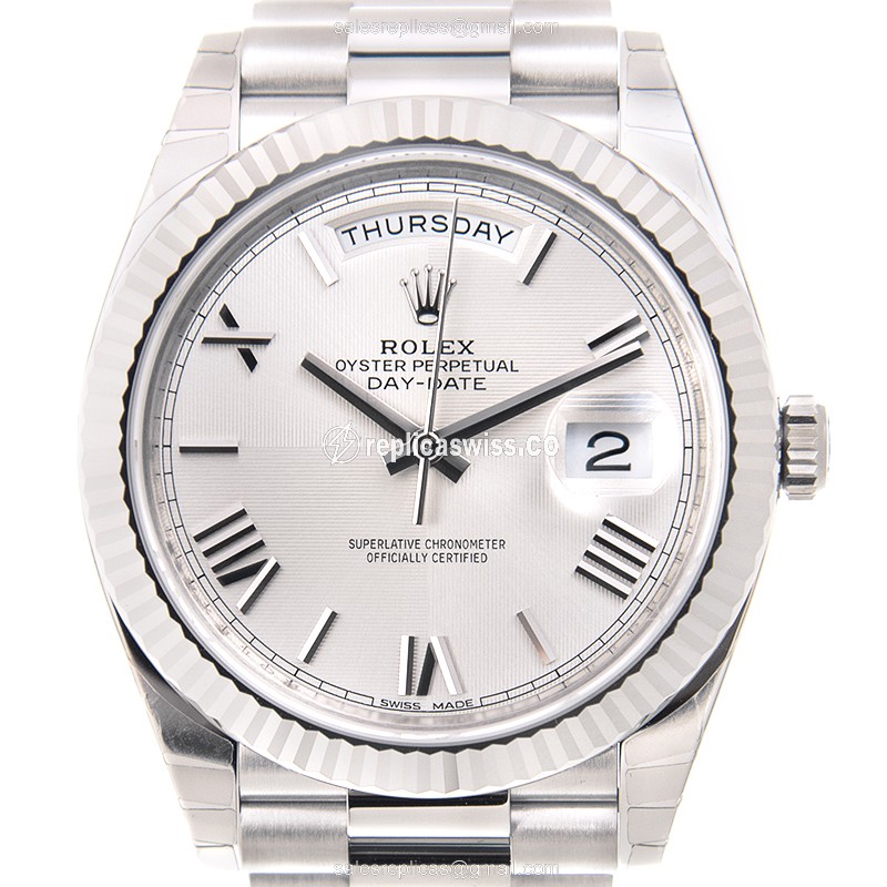 Rolex DAY-DATE Replica - Automatic - 18kt Gold - Silver Dial - Silver Clasp - Luxury Replica DAY-DATE Watch