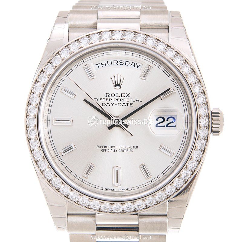 Rolex DAY-DATE Replica - Automatic - White Gold - Diamond Bezel - Silver Dial