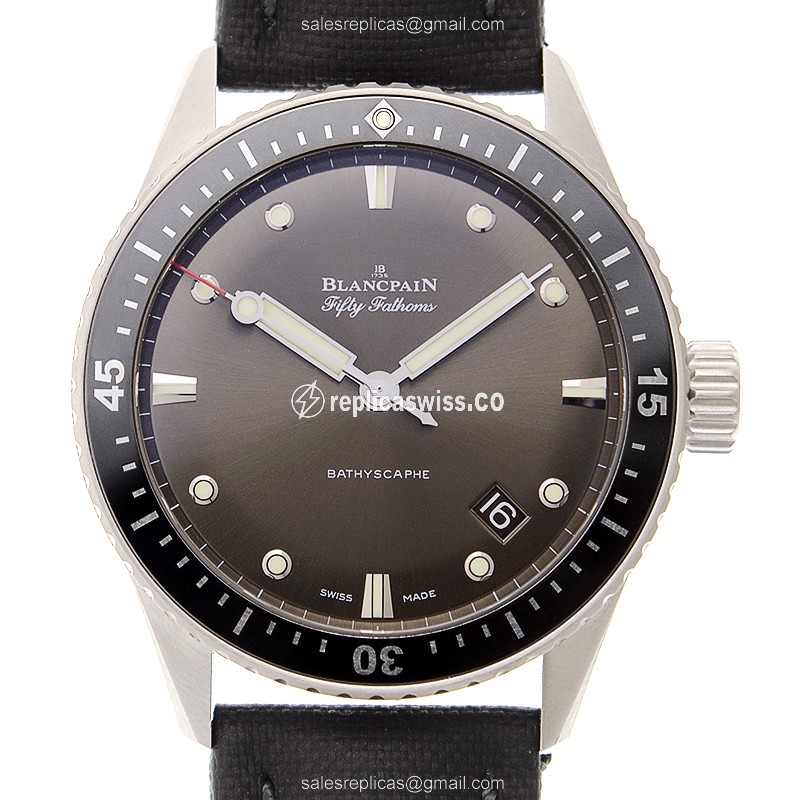Blancpain 5000-1110-B52A FIFTY FATHOMS Automatic - Gray Dial - Steel Case - Canvas Black Strap