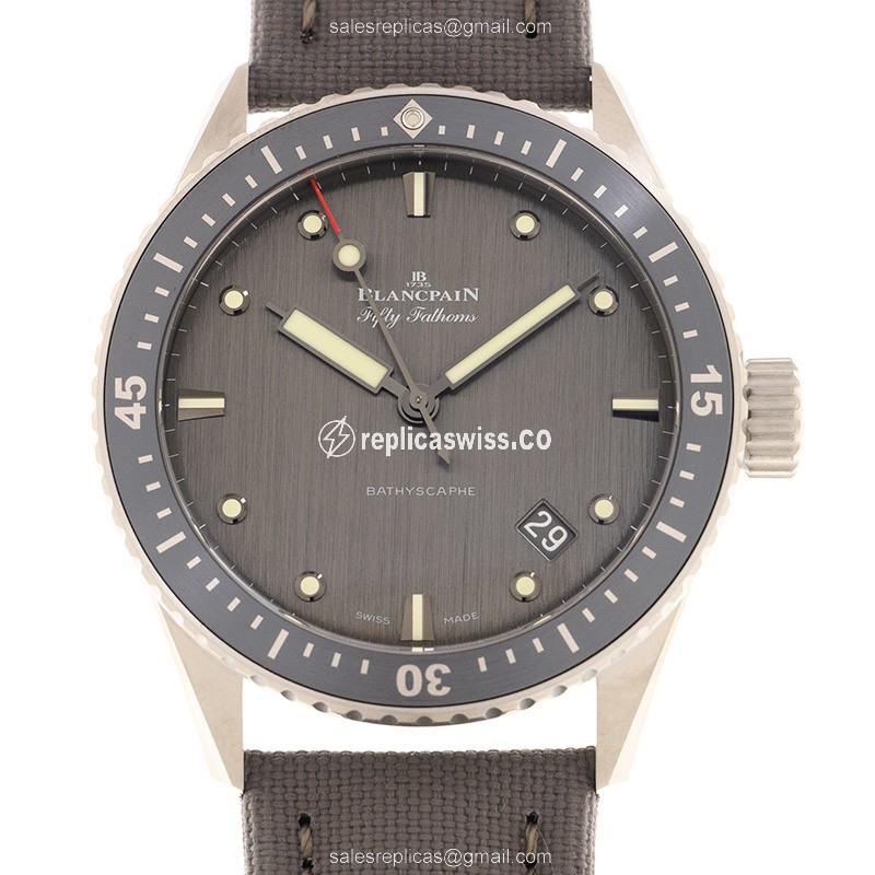 Blancpain 5000-1210-G52A FIFTY FATHOMS - Auto Titanium - Gray Dial - Canvas Grey Strap