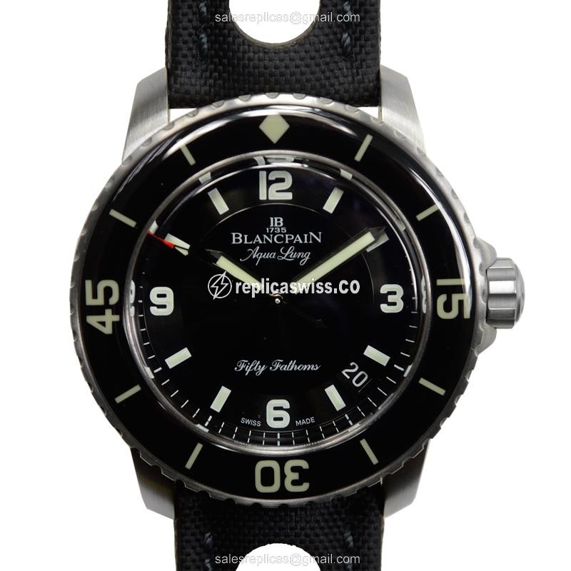 Blancpain 5015C-1130-52B FIFTY FATHOMS - Auto - Black Steel Case - Canvas Black Strap