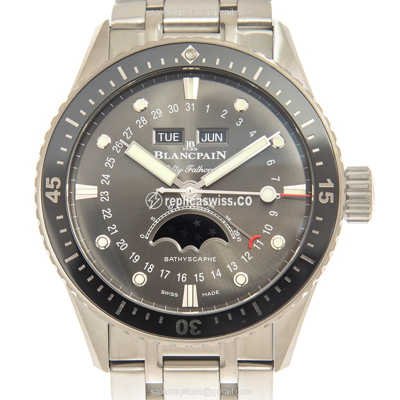 Blancpain 5054-1110-70B FIFTY Fathoms - Automatic - Steel Case - Gray Dial - Silver Strap