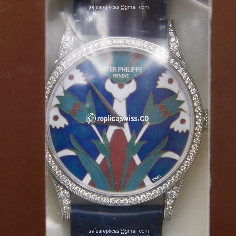 Patek Philippe 5077/100G-018 Replica - Automatic - 18kt White Gold - Blue Dial - Diamond Bezel - Blue Alligator Strap