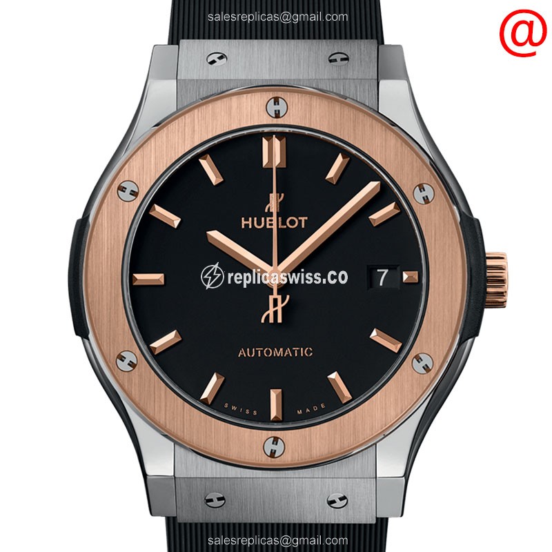 Hublot Classic Fusion Replica - Automatic - Rose Gold - Titanium Case - Black Dial - Rubber Strap - Luxury Replica CLASSIC FUSION Watch