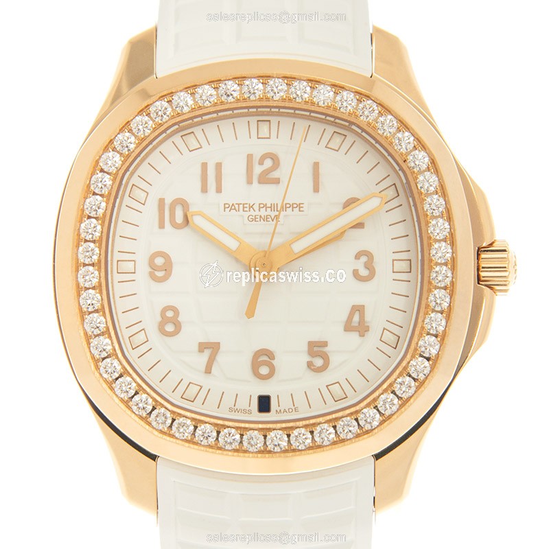 Patek Philippe AQUANAUT Quartz 18kt Rose Gold - Diamond Bezel - White Dial - Rubber Strap