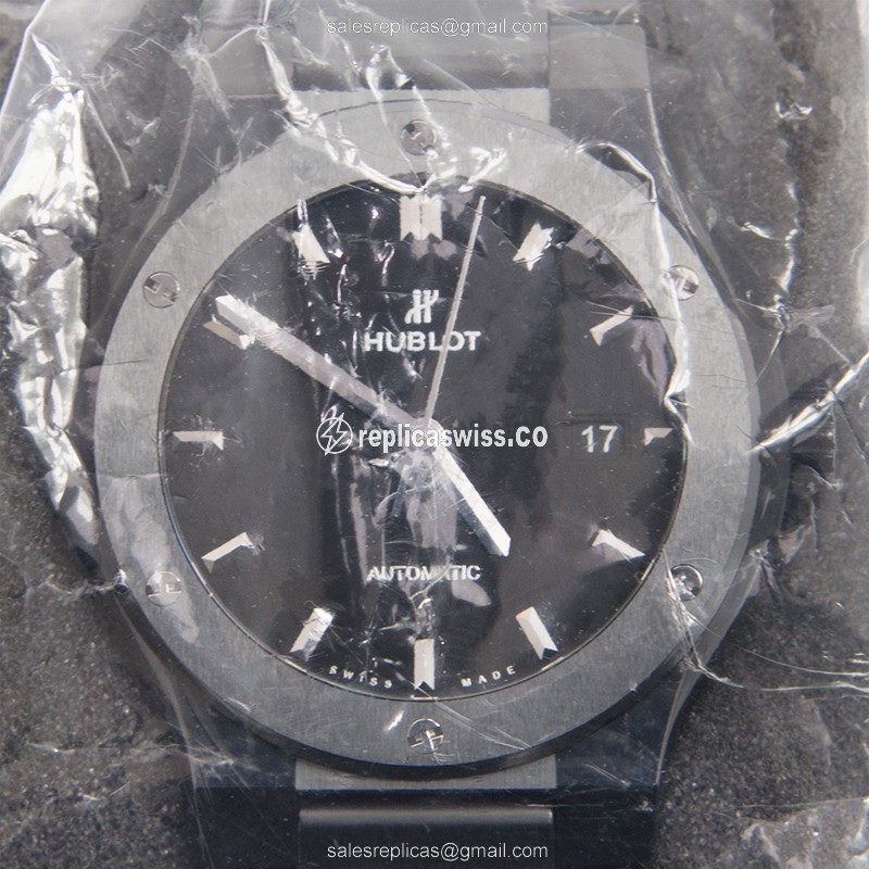 Hublot Classic Fusion Replica - Automatic - Black Dial - Ceramic/Steel - Black Strap