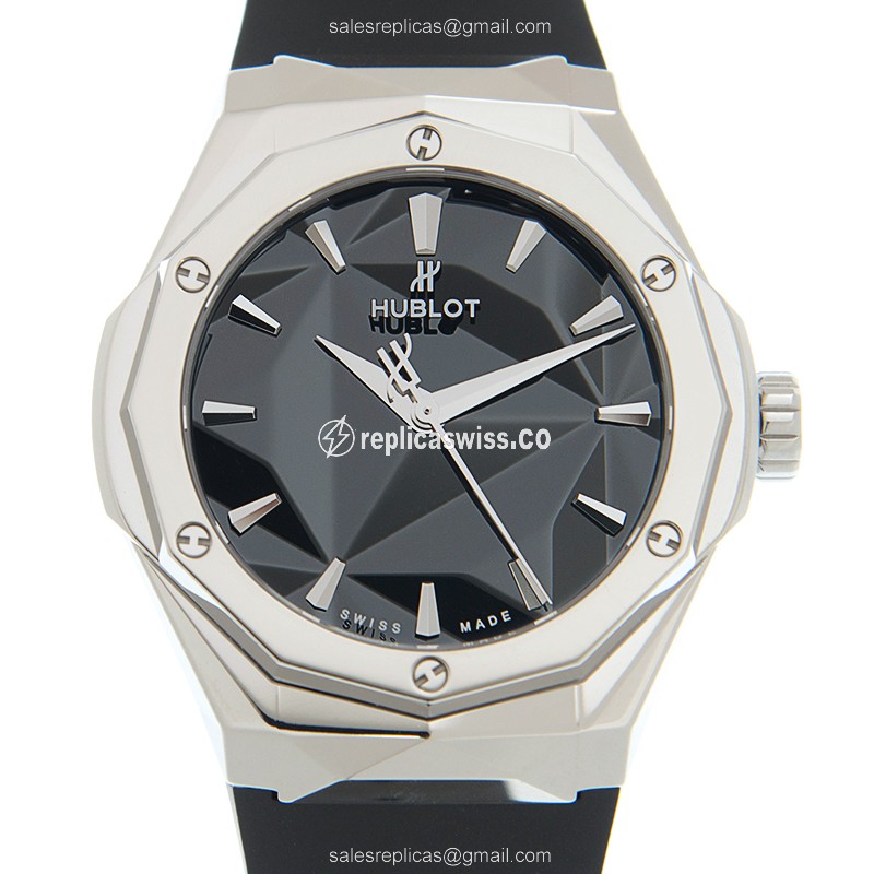 Hublot Classic Fusion Replica - Automatic - Titanium Case - Black Dial - Rubber Strap - Luxury Hublot Replica Watch