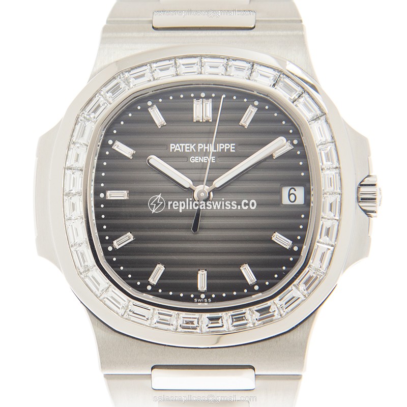 Patek Philippe 5711/110P-001 Replica - Automatic - 18kt White Gold - Diamond - Black Dial - Silver Clasp