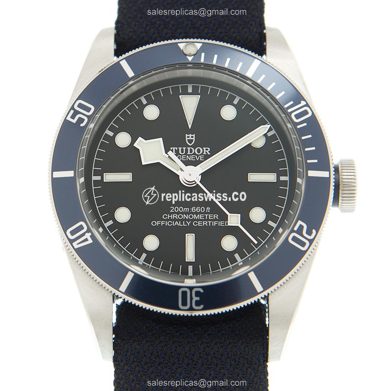Heritage Ranger Replica - Automatic - Steel Case - Blue Dial on Canvas Strap