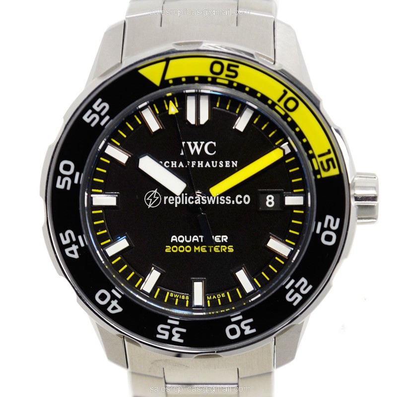 IWC AQUATIMER Automatic - Stainless Steel Case - Black Dial - Silver Steel Strap
